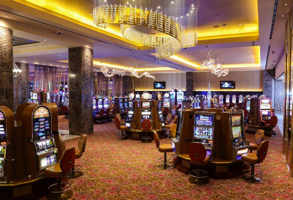 Slot